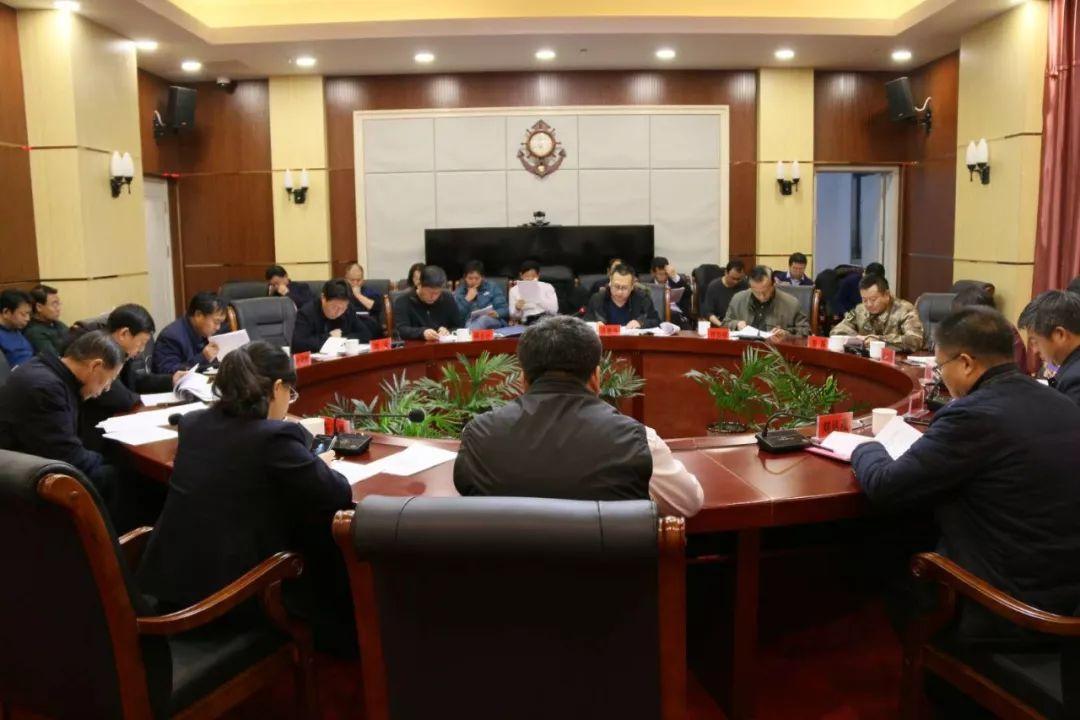 济南_2025新奥正版全年免费资料,怒斥解构详细解答、解释与落实